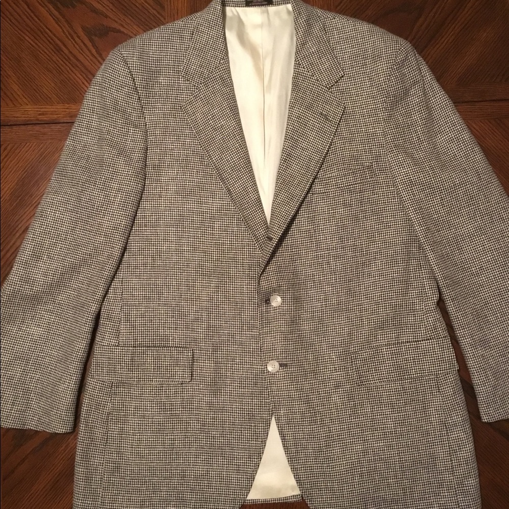 Houndstooth sports coat